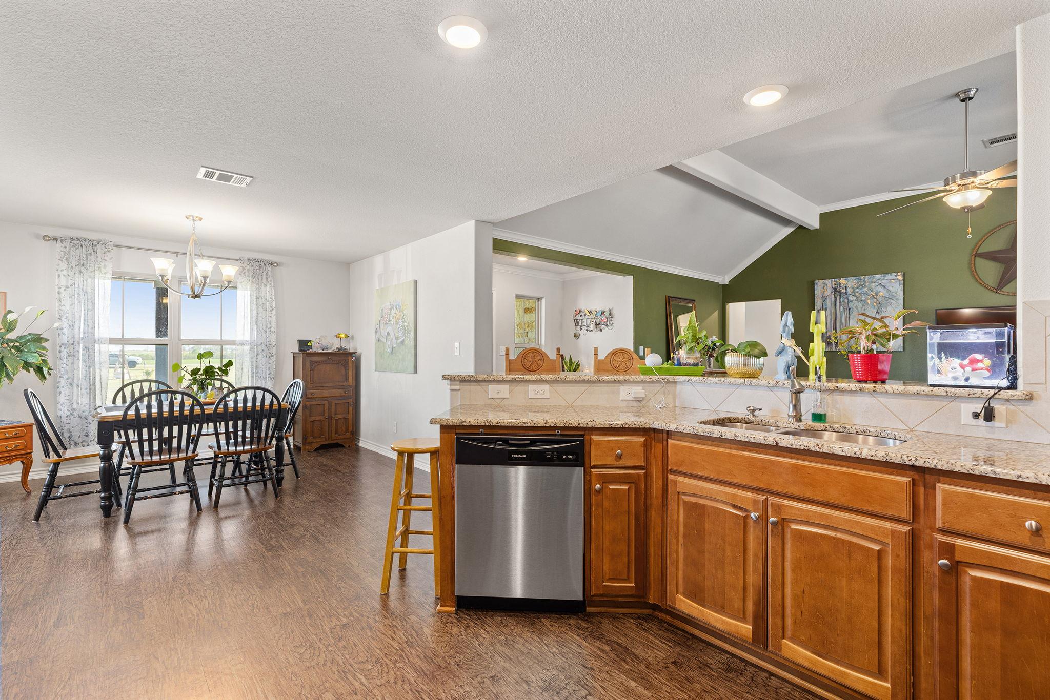 4846 County Road 327 Granger TX 76530
