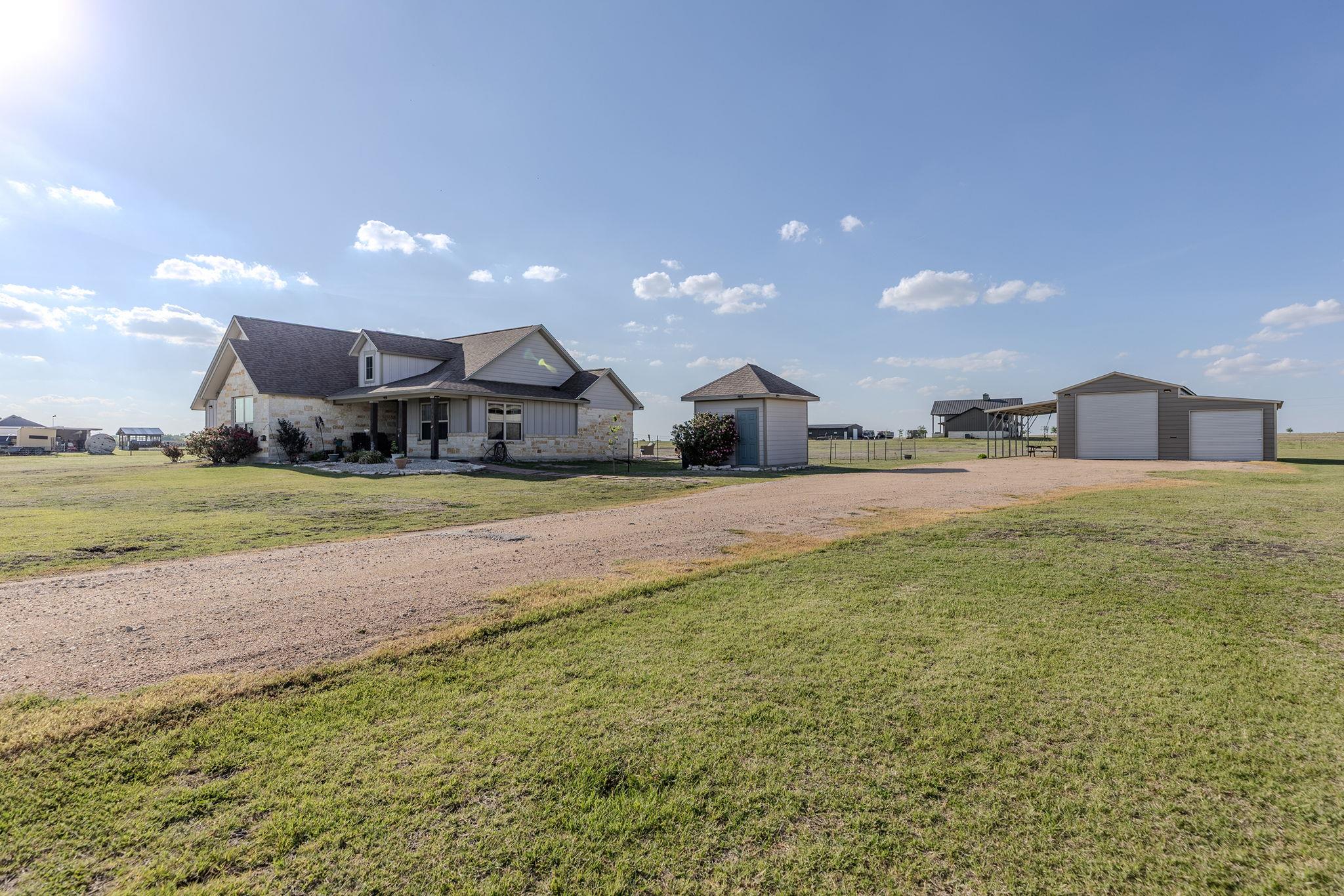 4846 County Road 327 Granger TX 76530