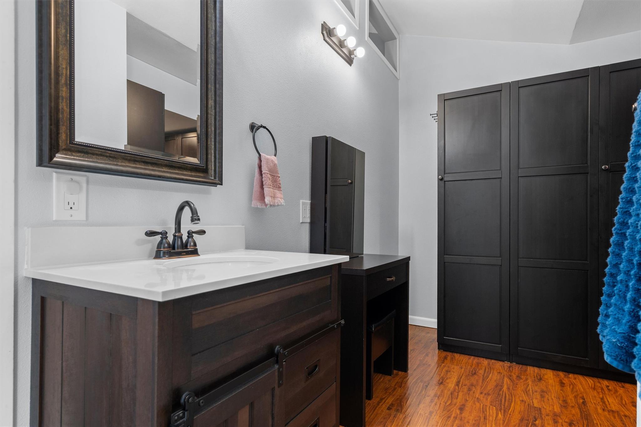 411 Bonita Vista Drive Buda TX 78610