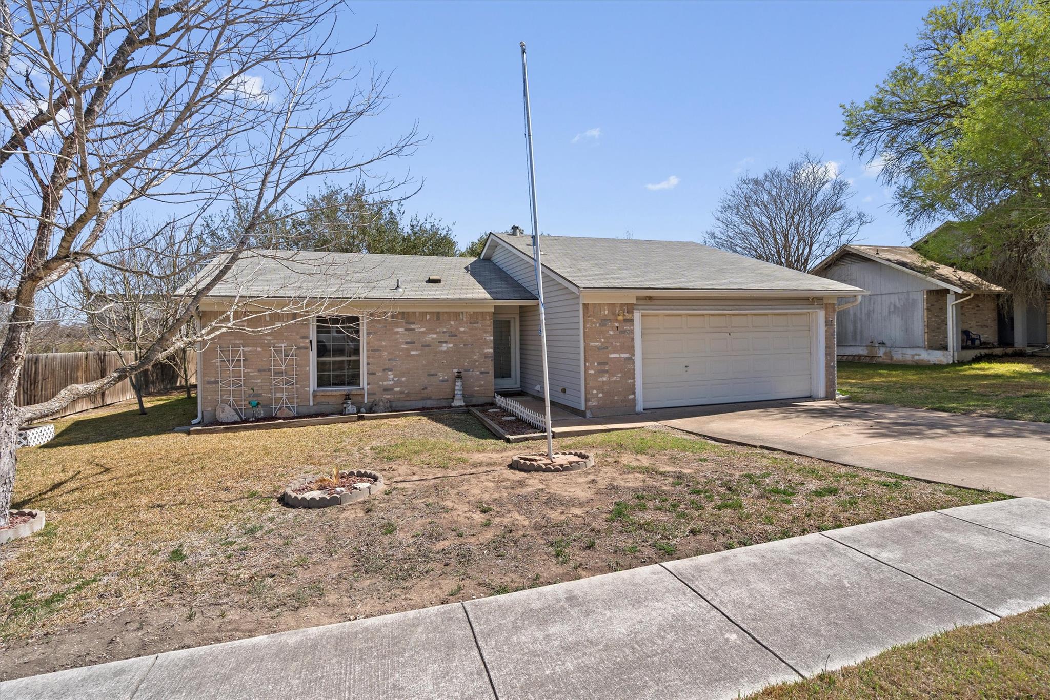 411 Bonita Vista Drive Buda TX 78610