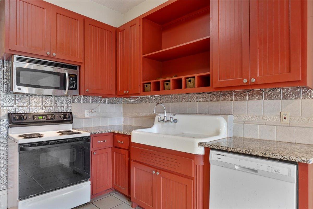 710 Gresham Street Smithville TX 78957