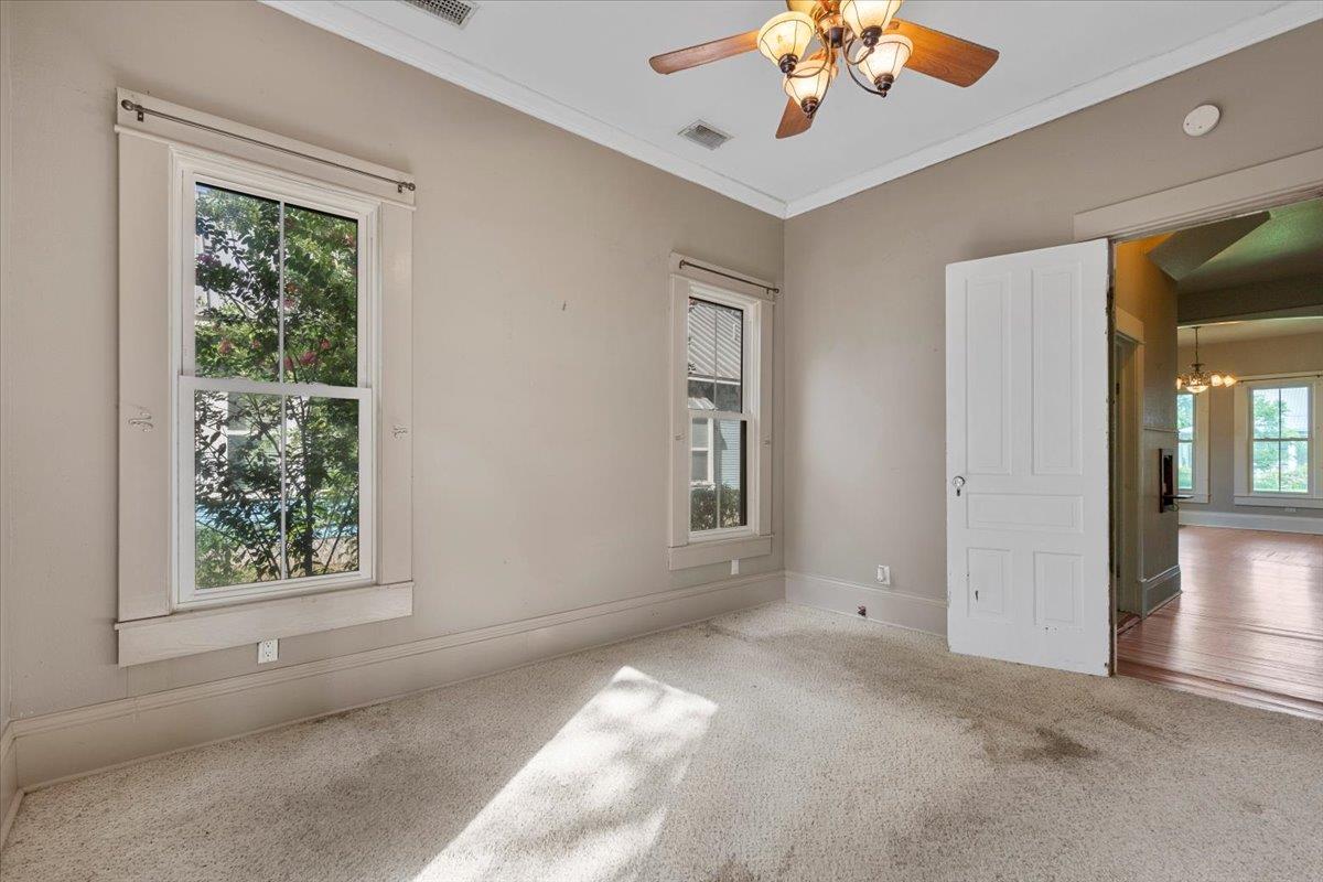 710 Gresham Street Smithville TX 78957