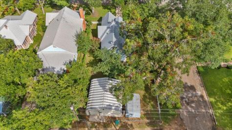 710 Gresham Street Smithville TX 78957