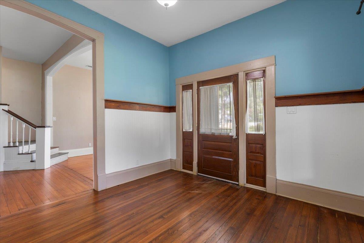 710 Gresham Street Smithville TX 78957