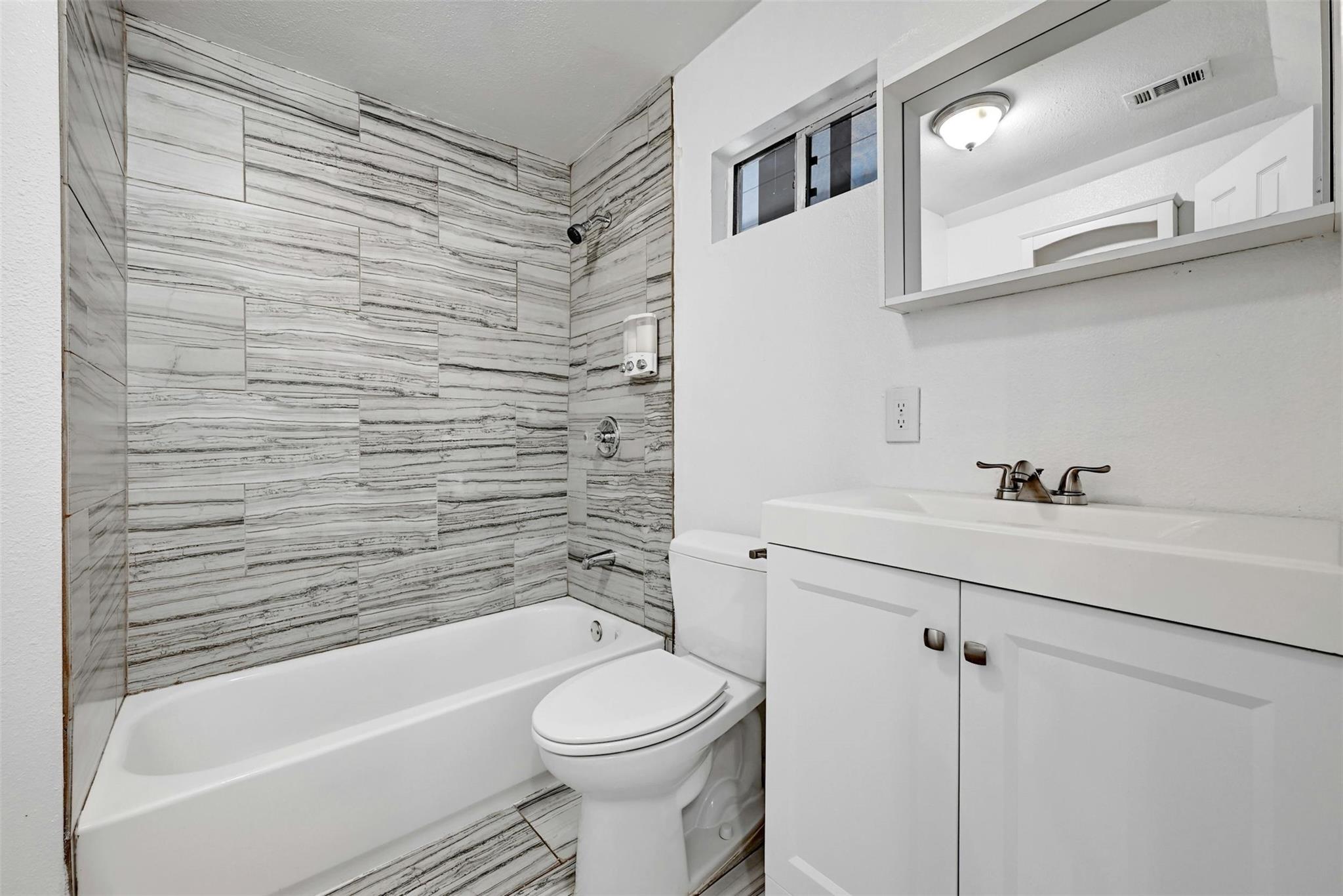 1200 Walnut Avenue Austin TX 78702