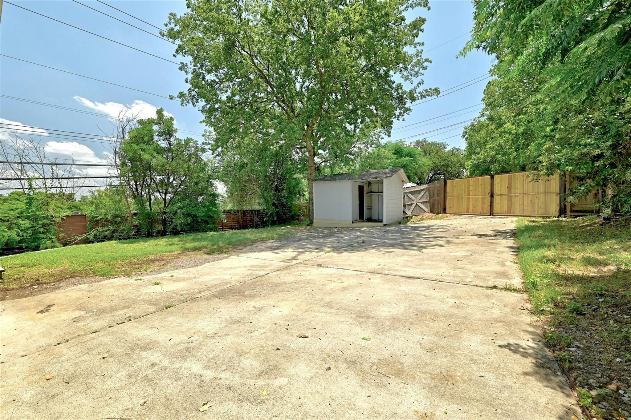 1200 Walnut Avenue Austin TX 78702