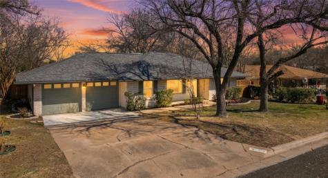 1704 Shelbourne Drive Austin TX 78752