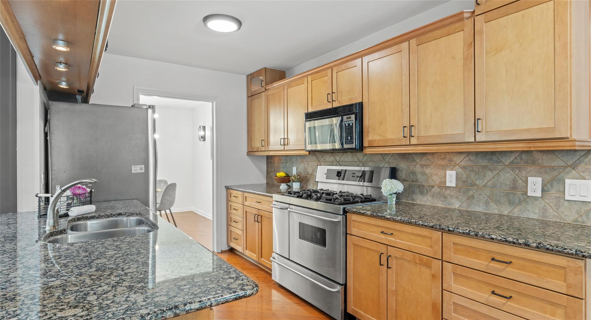 1704 Shelbourne Drive Austin TX 78752