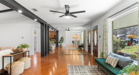 1704 Shelbourne Drive Austin TX 78752