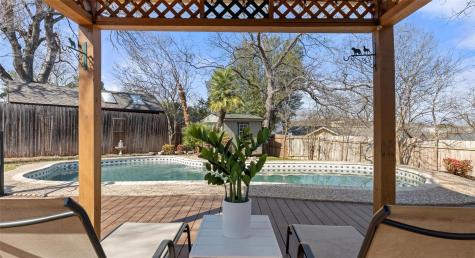 1704 Shelbourne Drive Austin TX 78752
