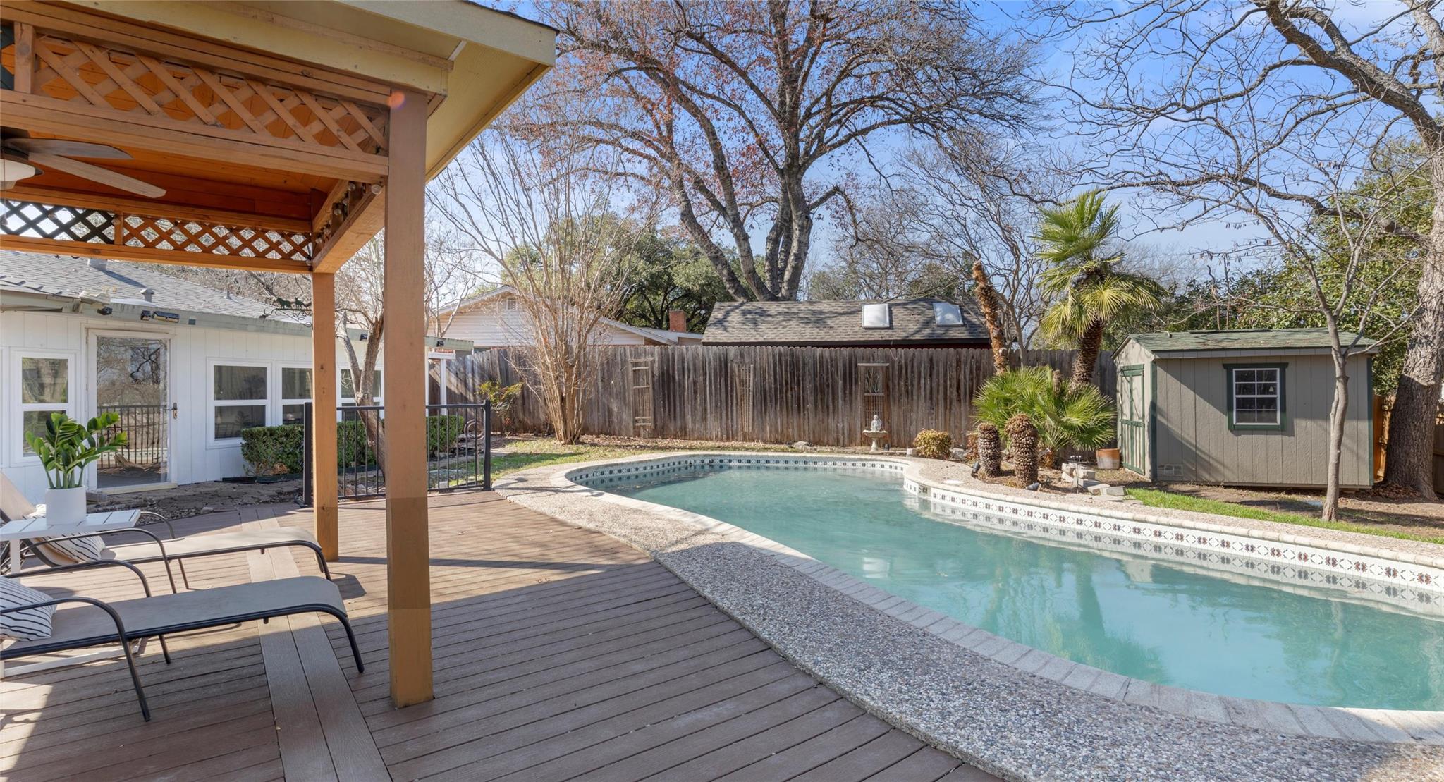 1704 Shelbourne Drive Austin TX 78752