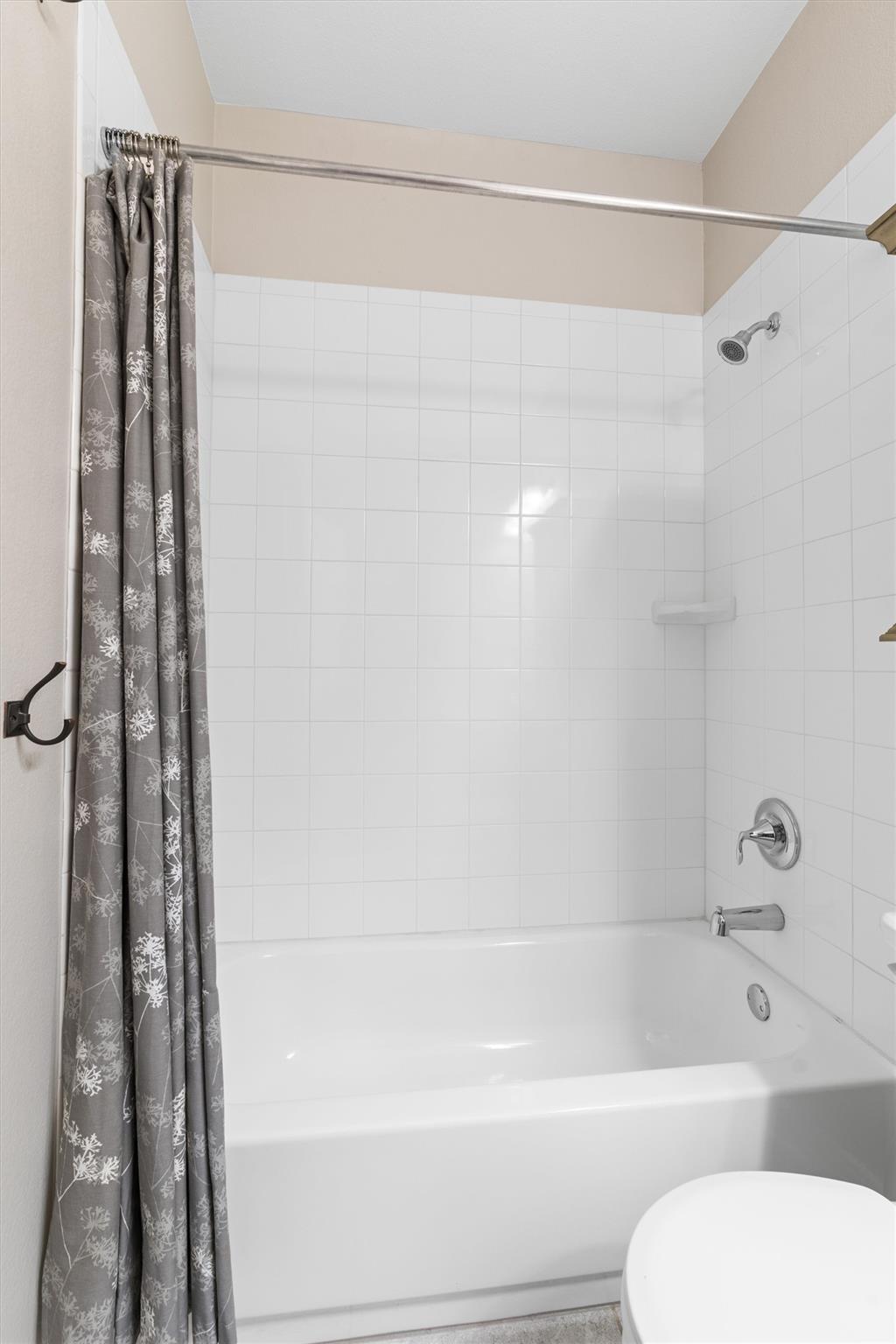 304 Miracle Rose Way Liberty Hill TX 78642