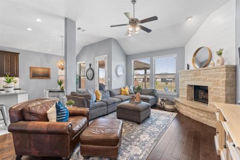 304 Miracle Rose Way Liberty Hill TX 78642