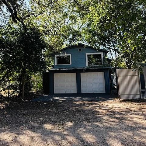 717 S Laurel Avenue Luling TX 78648