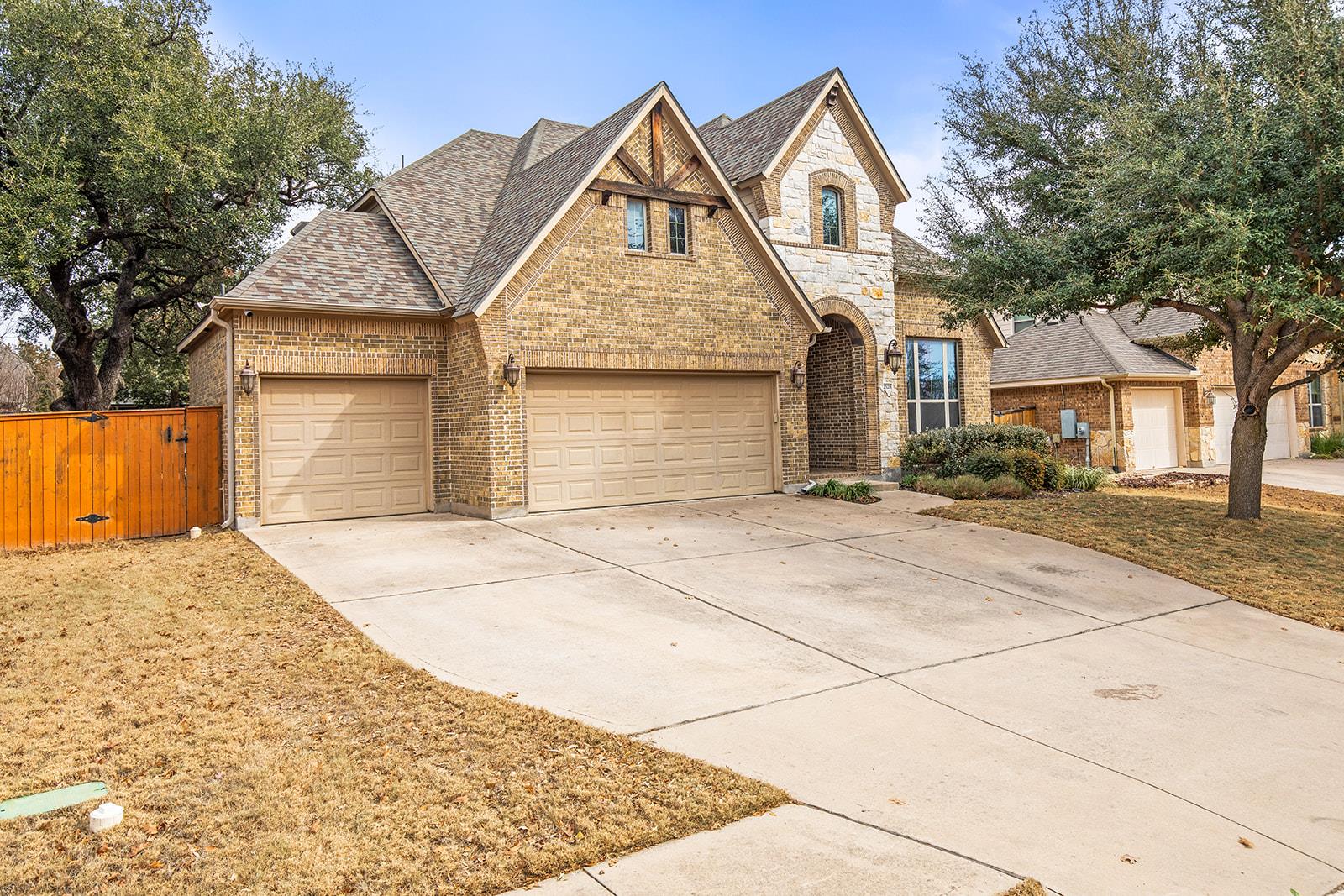 2528 Thunder Horse Leander TX 78641