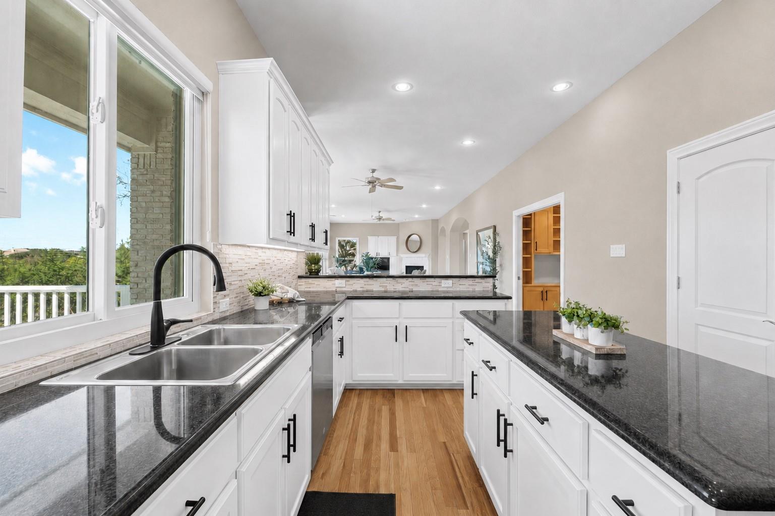 209 Overlook Court Georgetown TX 78628
