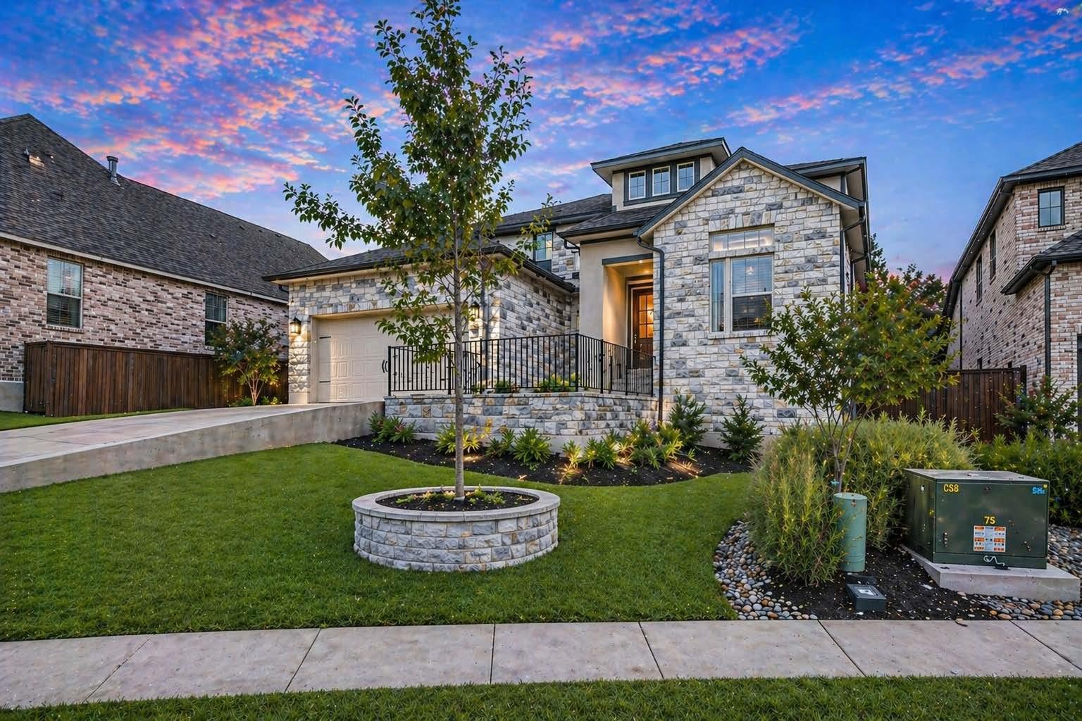 933 Donna Roland Court Leander TX 78641
