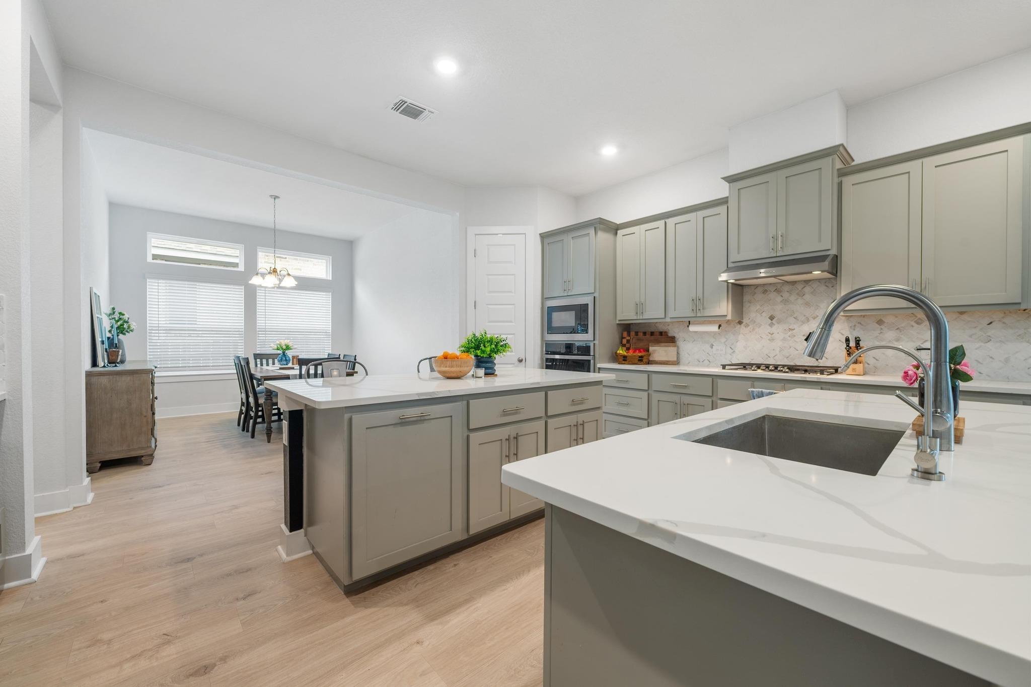 933 Donna Roland Court Leander TX 78641