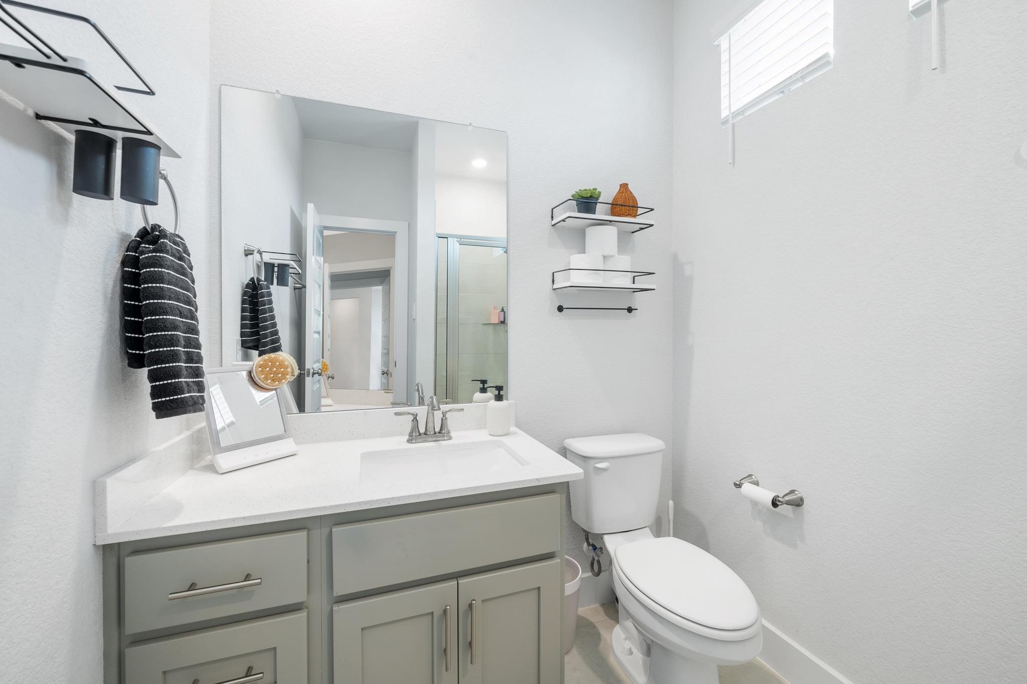 933 Donna Roland Court Leander TX 78641