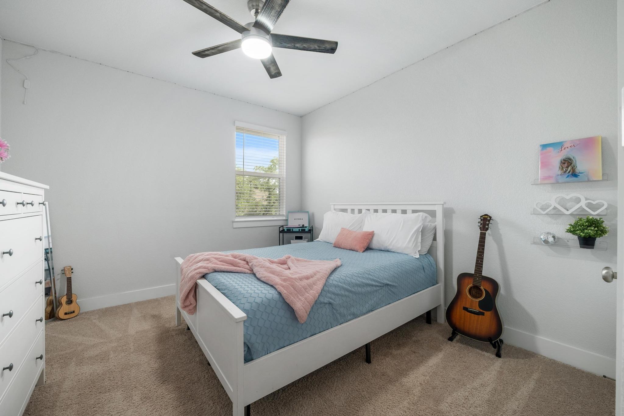 933 Donna Roland Court Leander TX 78641