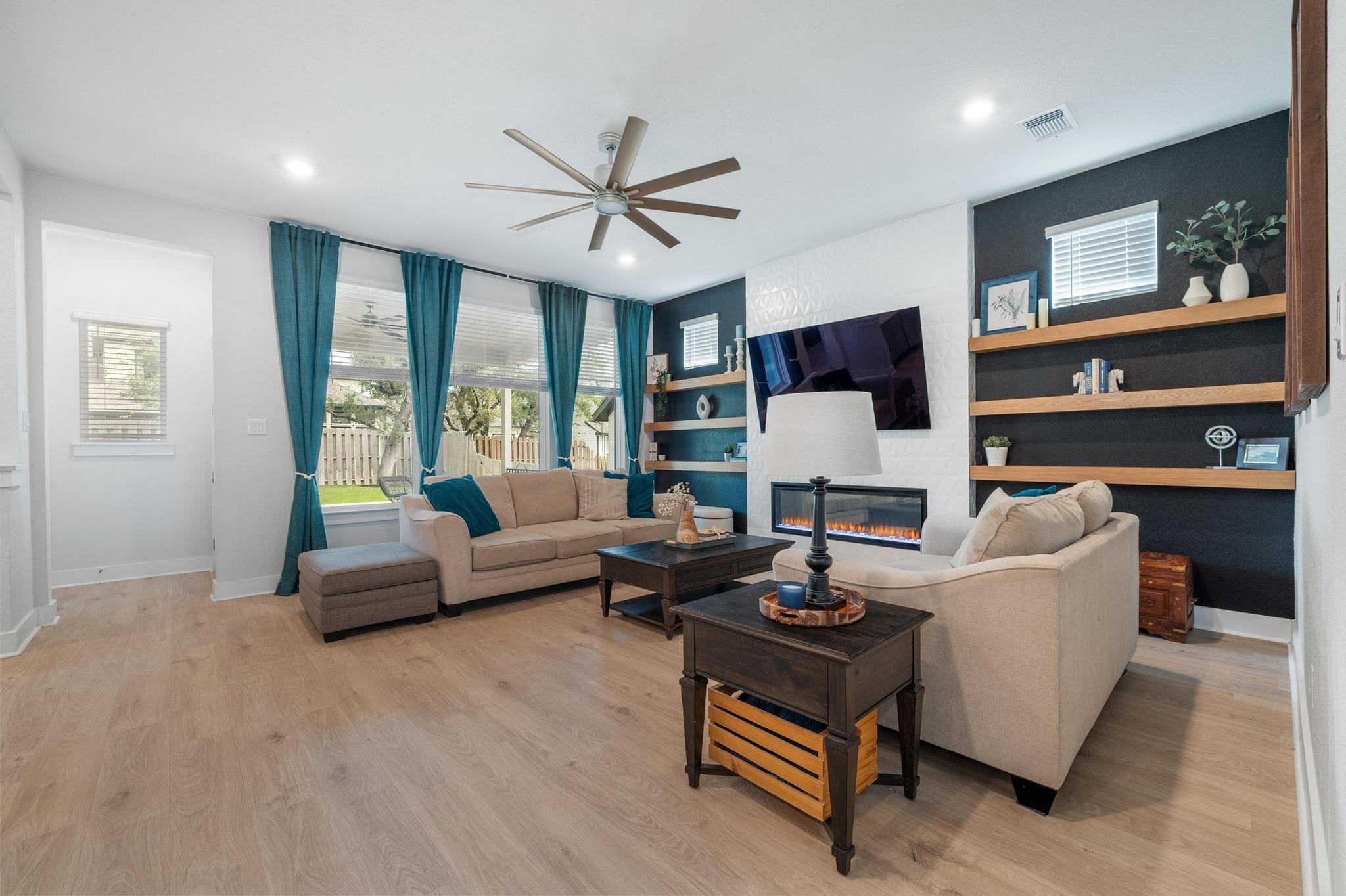 933 Donna Roland Court Leander TX 78641
