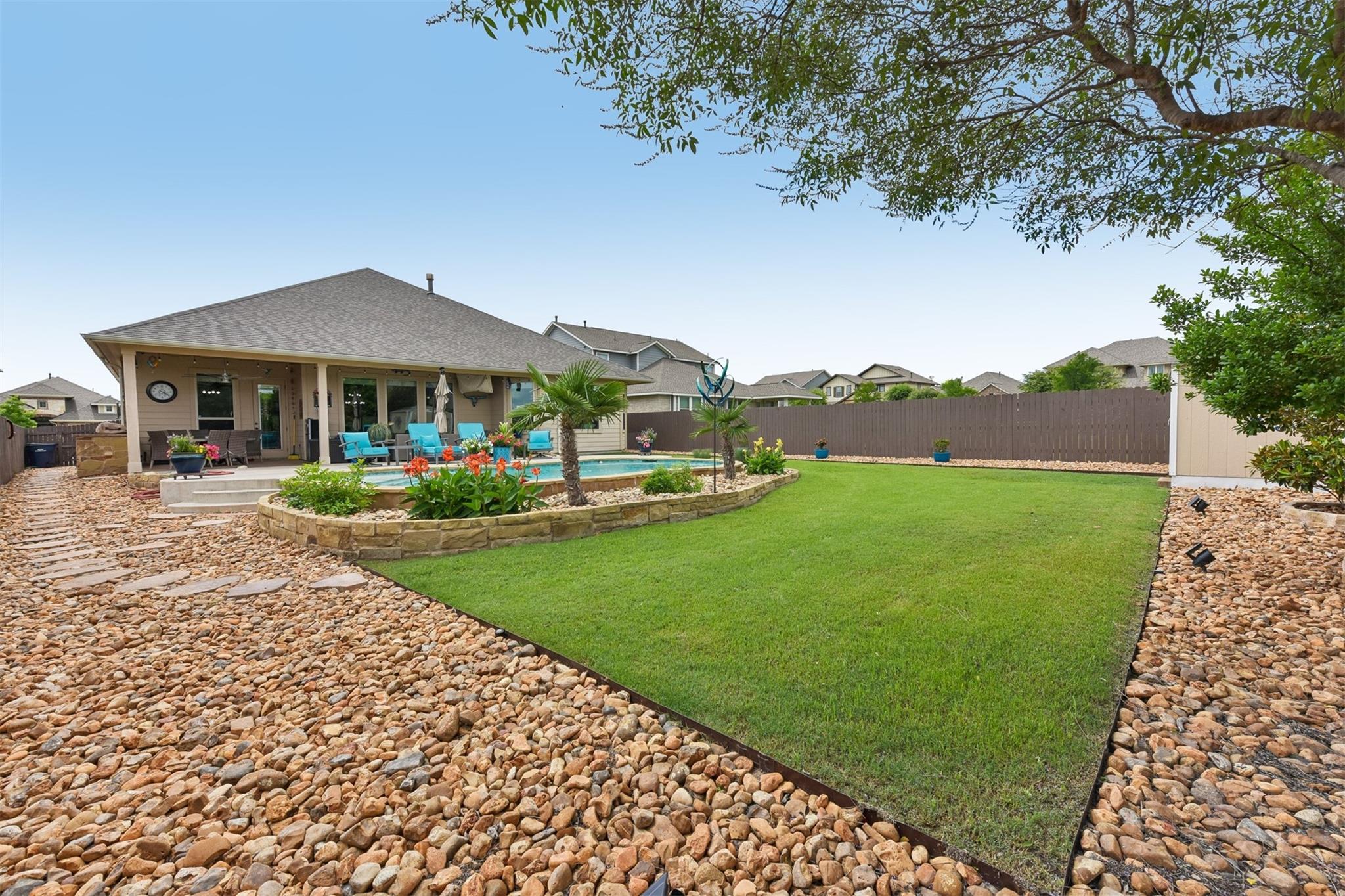 104 Skylark Lane Hutto TX 78634
