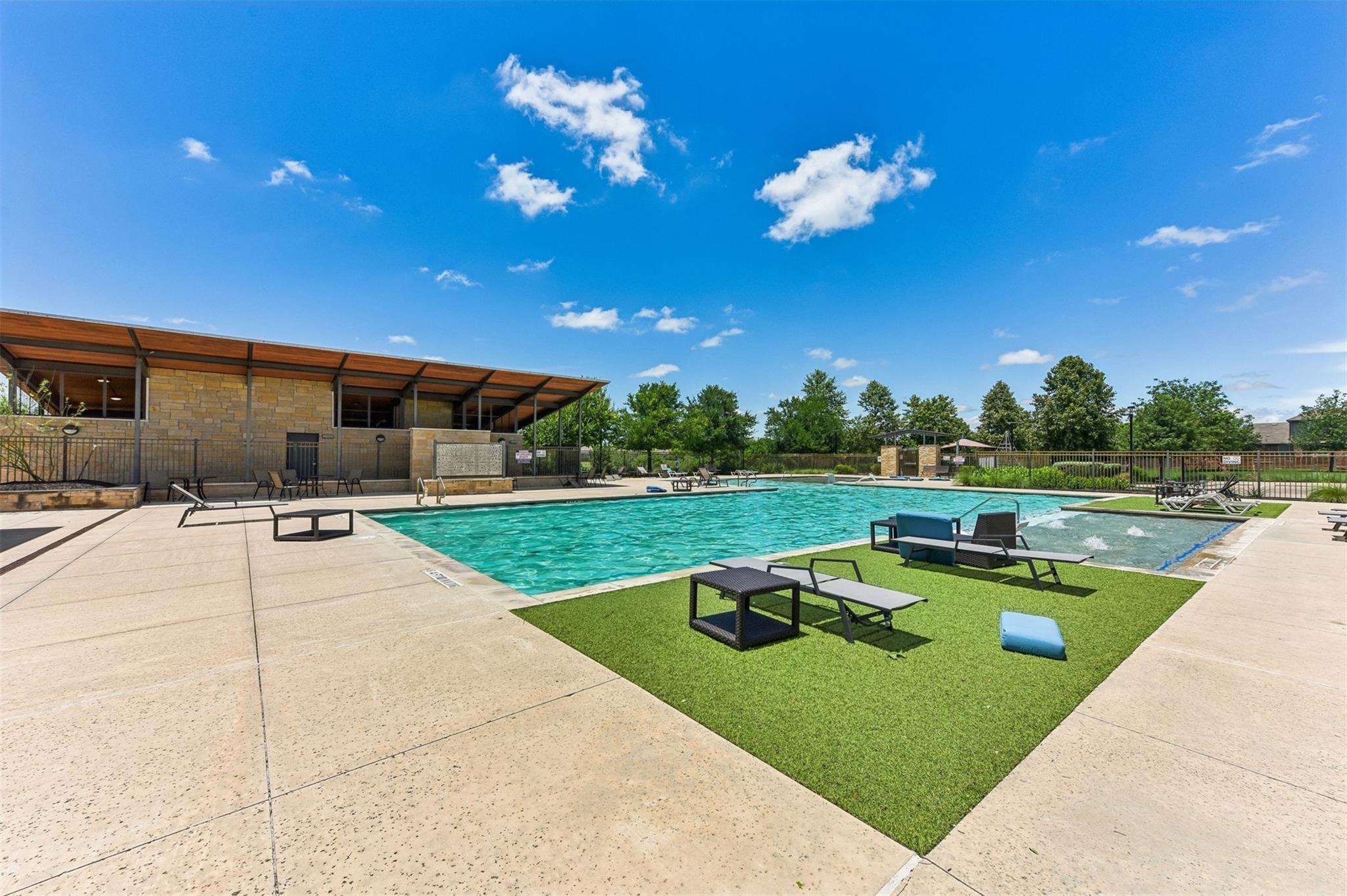 104 Skylark Lane Hutto TX 78634