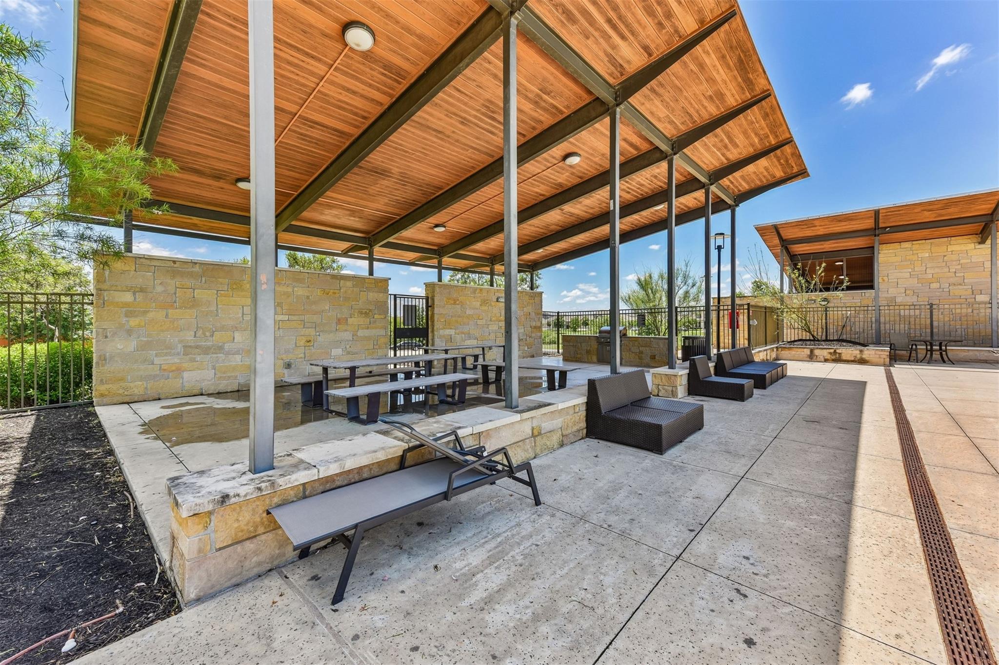 104 Skylark Lane Hutto TX 78634