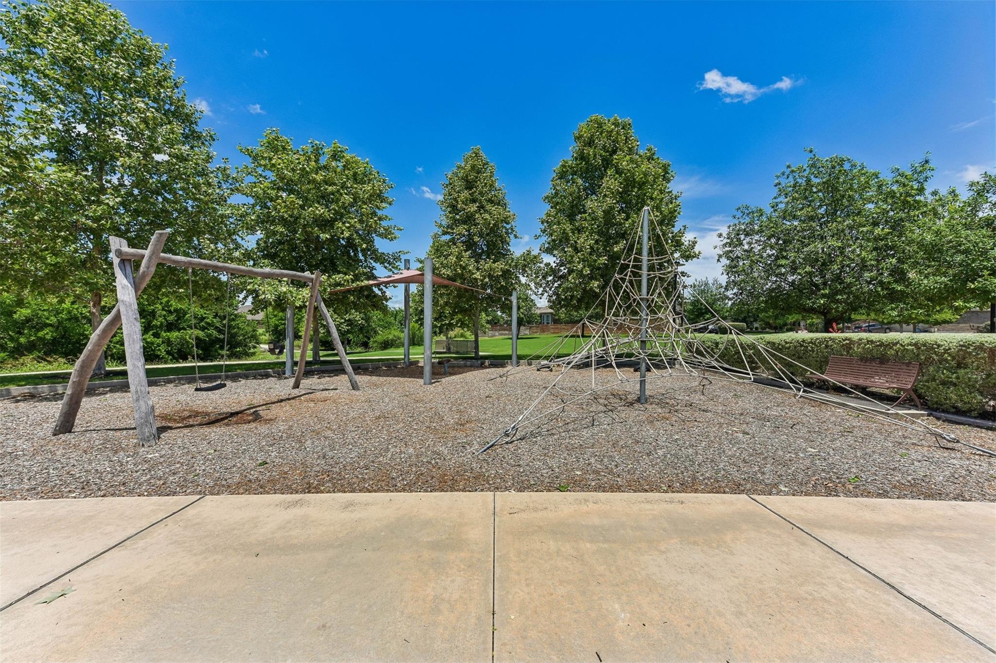 104 Skylark Lane Hutto TX 78634
