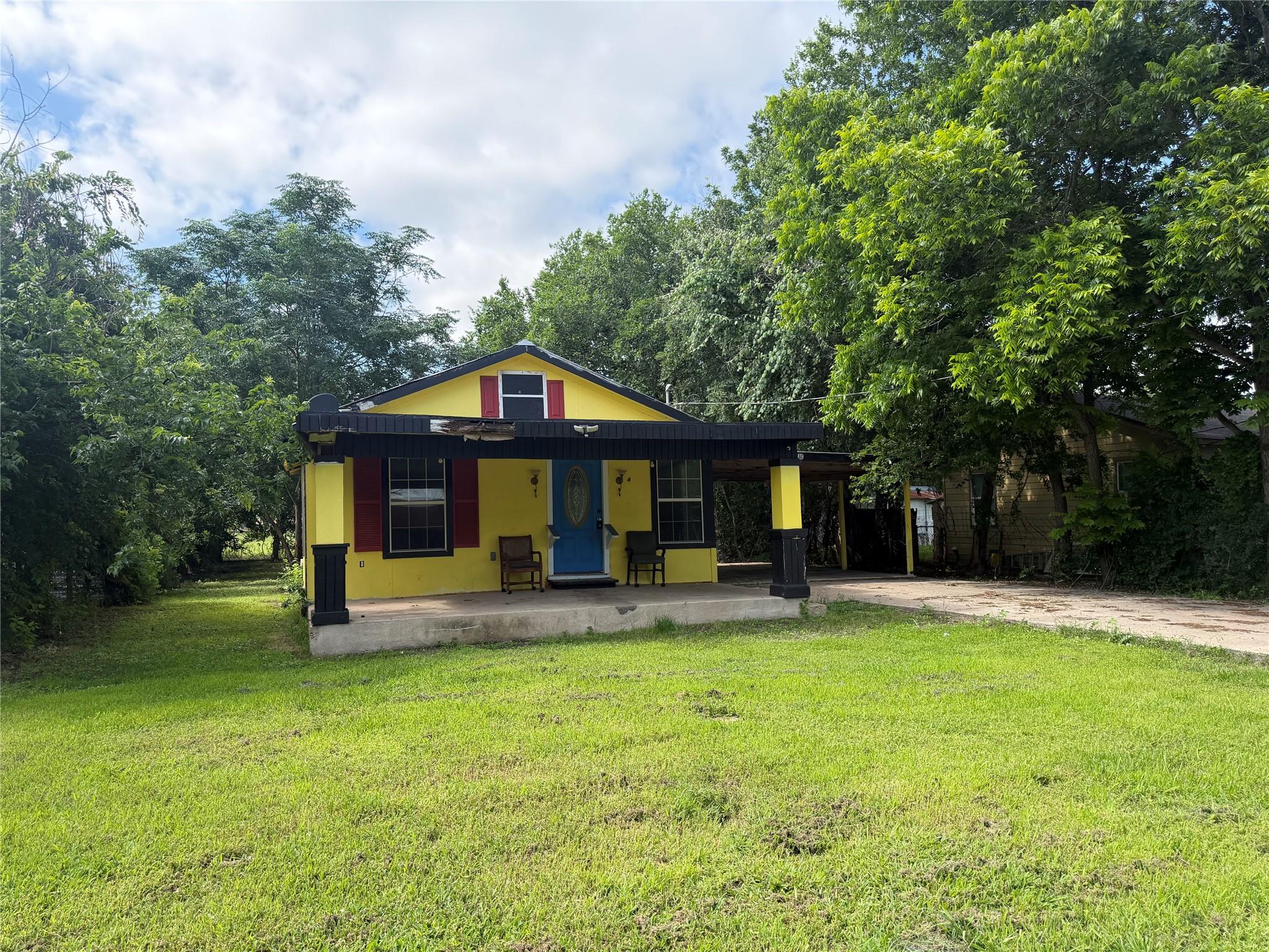 506 Ruddy Street Lockhart TX 78644