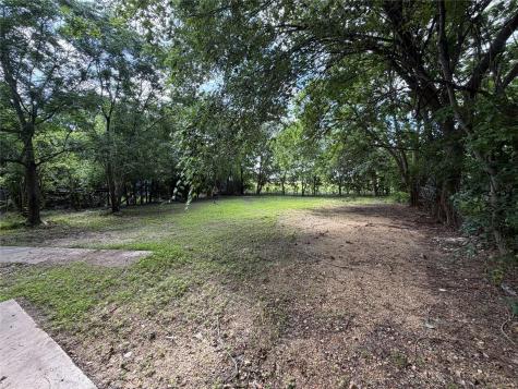 506 Ruddy Street Lockhart TX 78644