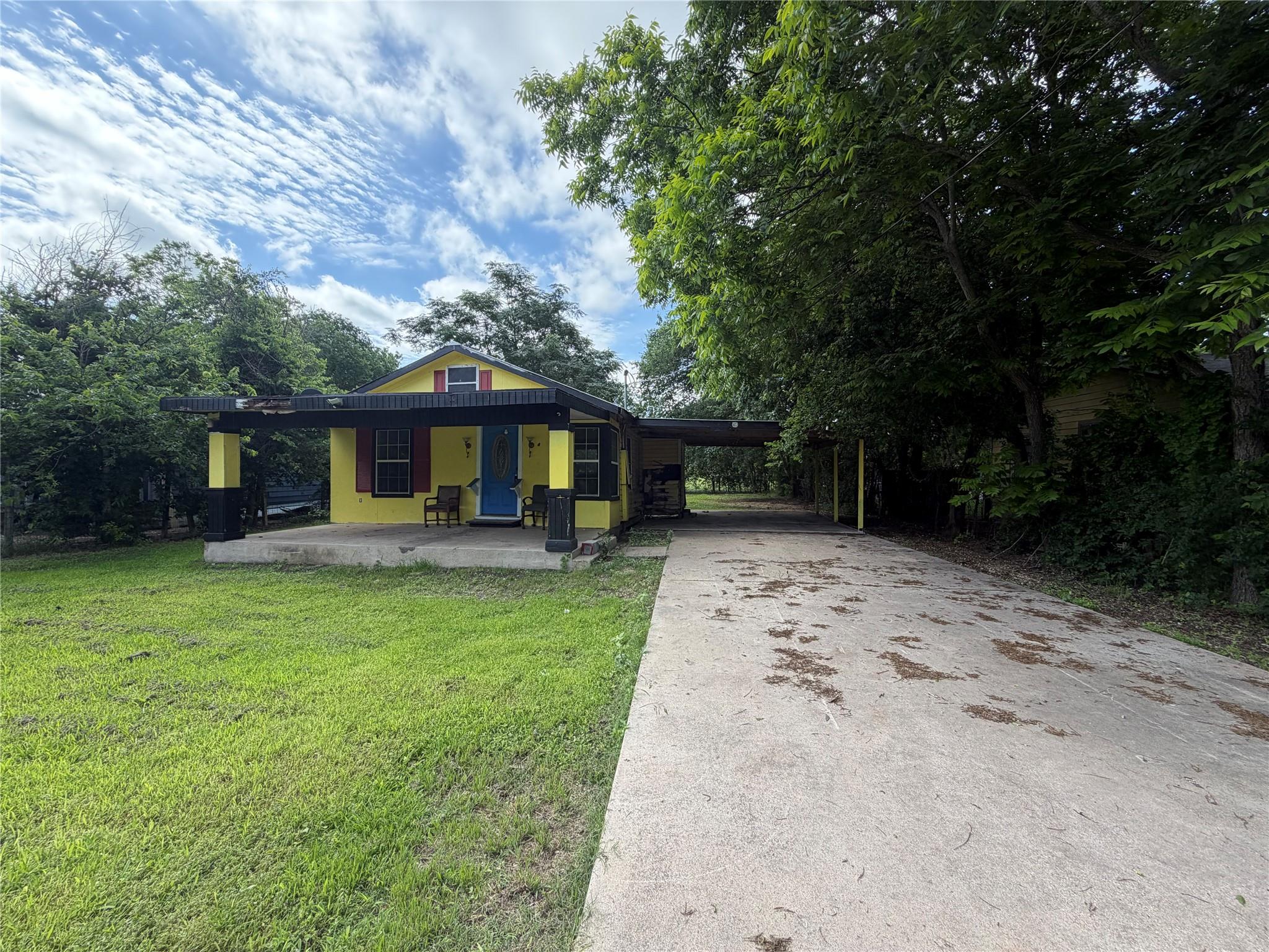 506 Ruddy Street Lockhart TX 78644