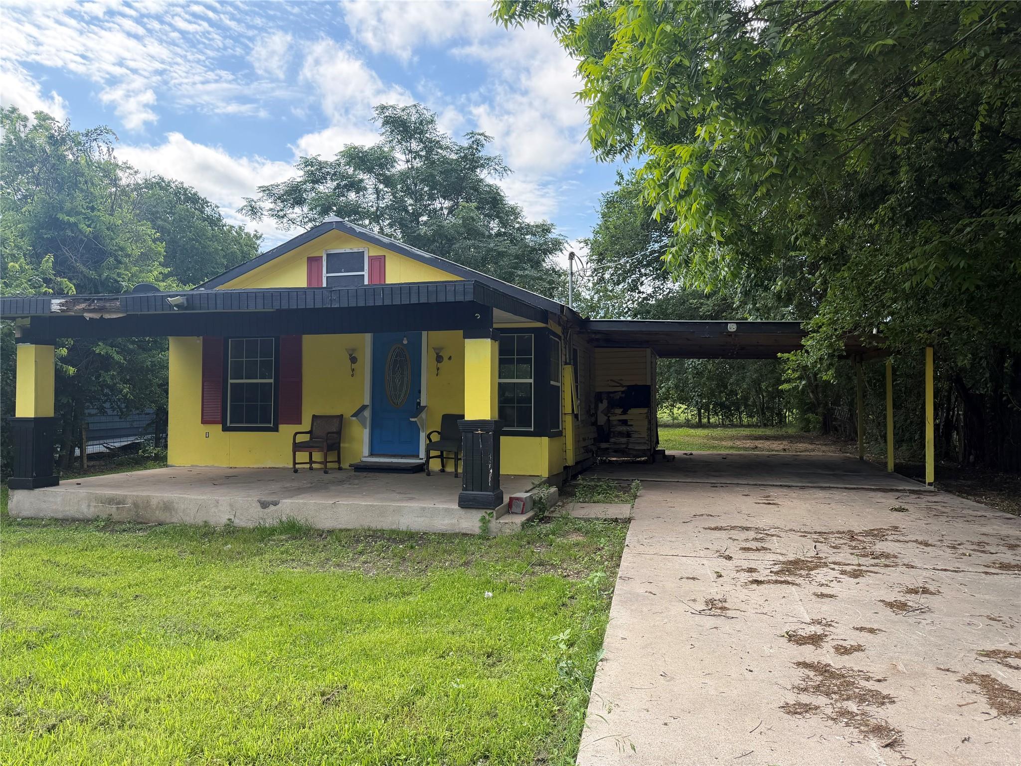 506 Ruddy Street Lockhart TX 78644