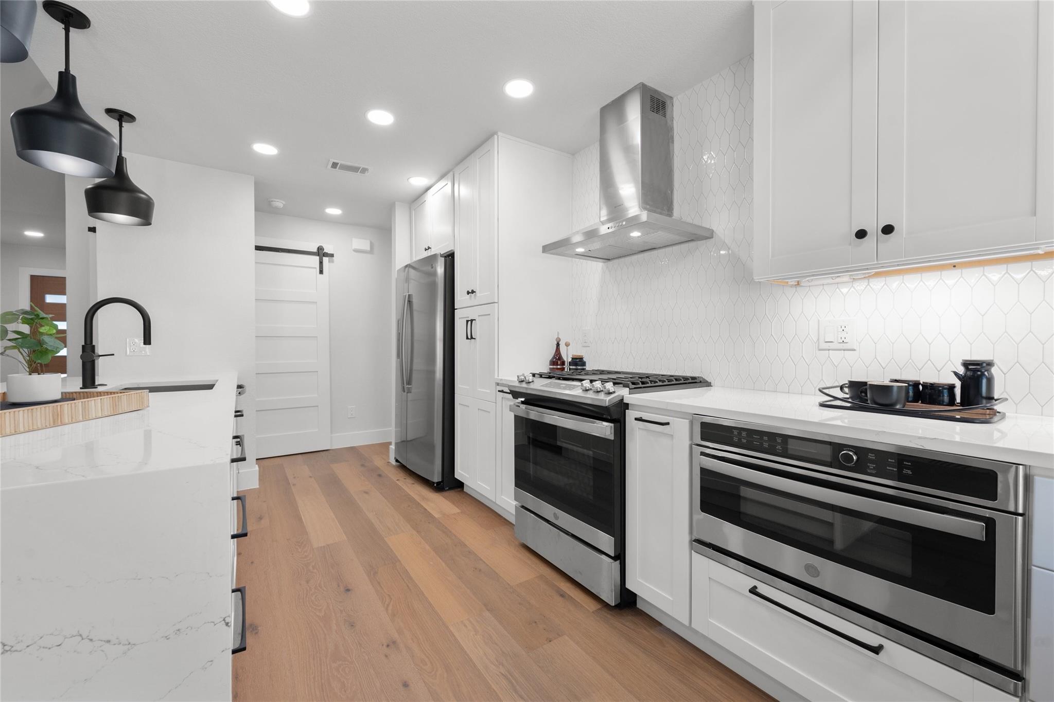 2404 Monarch Drive Austin TX 78748