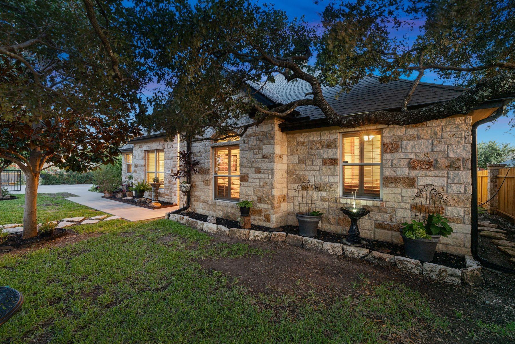 115 W Bluebriar Drive Marble Falls TX 78654