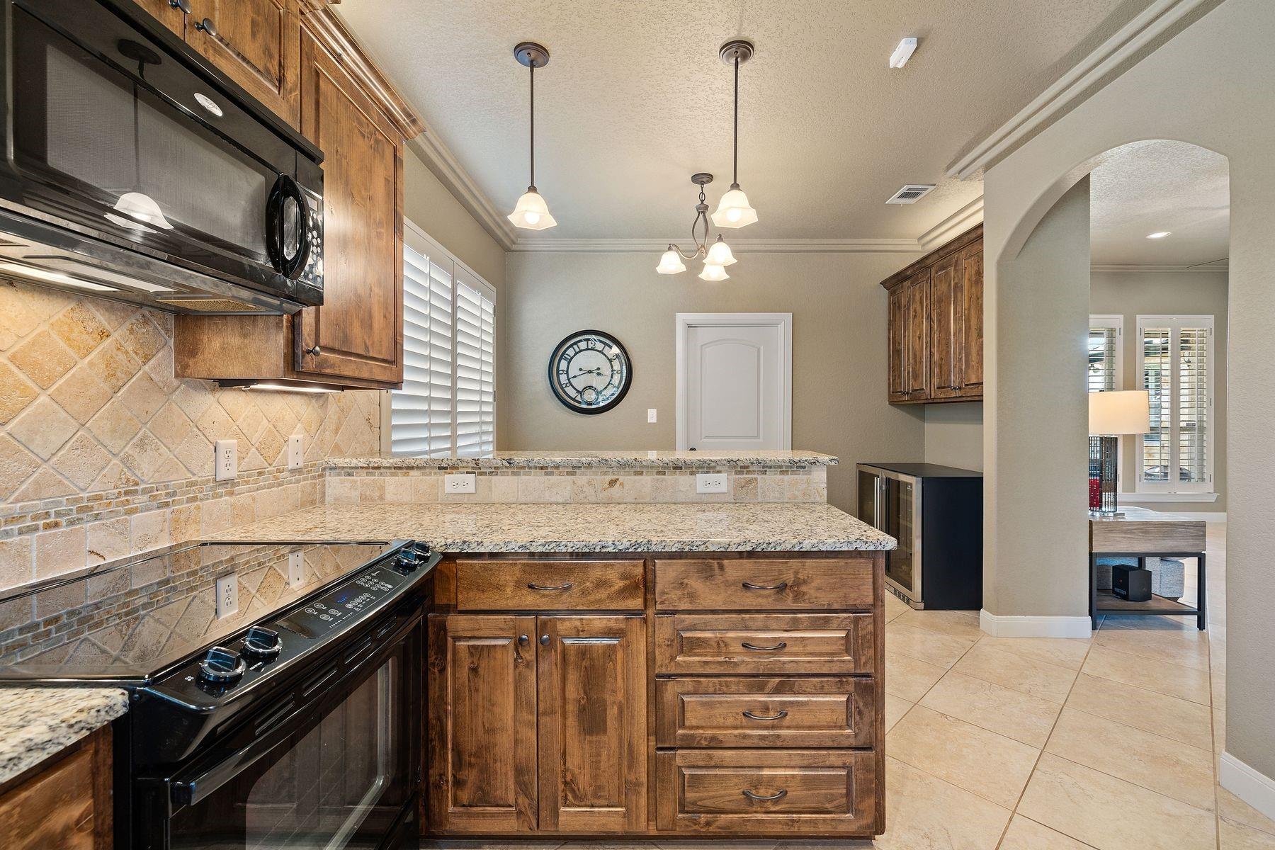 115 W Bluebriar Drive Marble Falls TX 78654