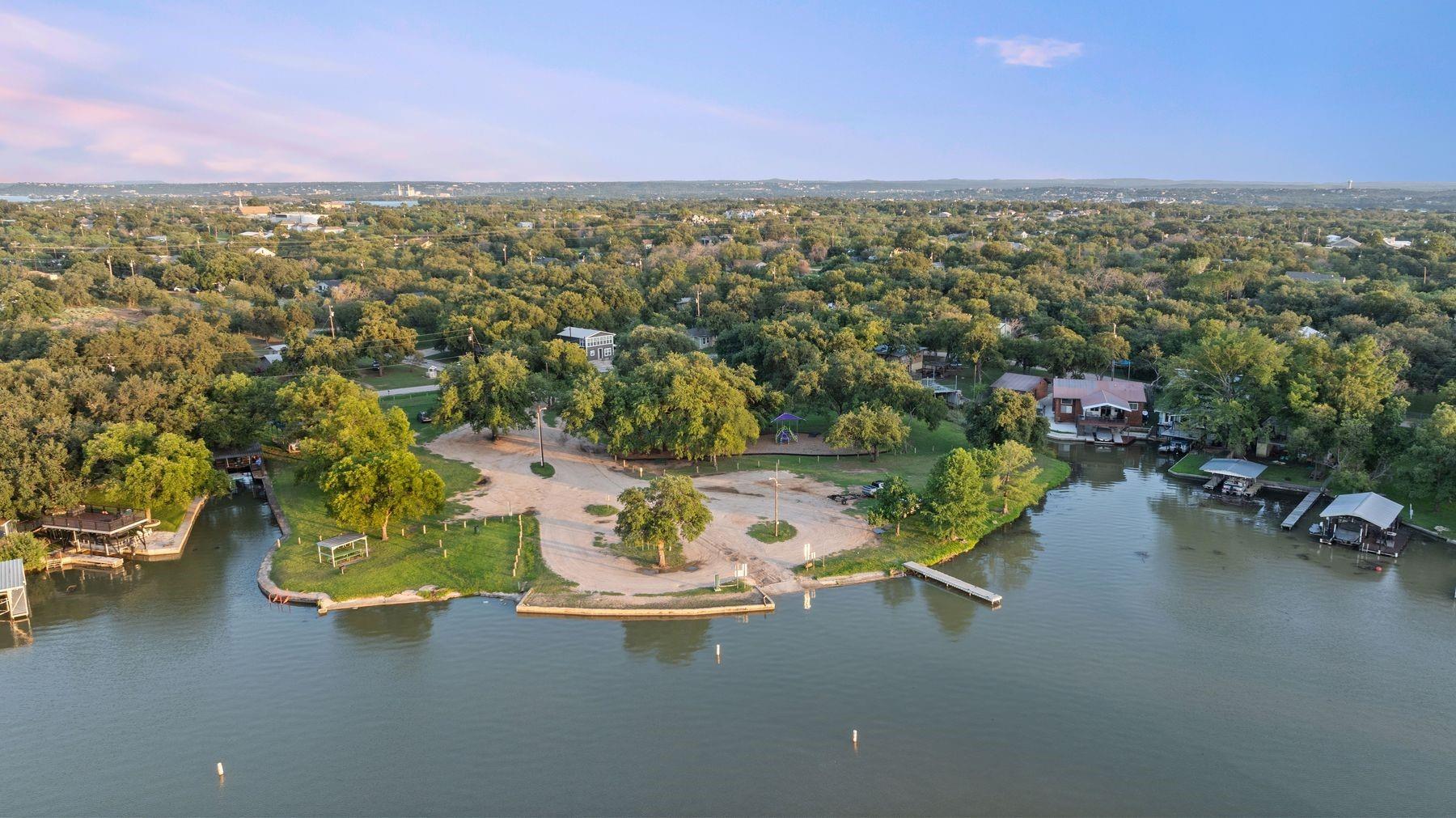 115 W Bluebriar Drive Marble Falls TX 78654