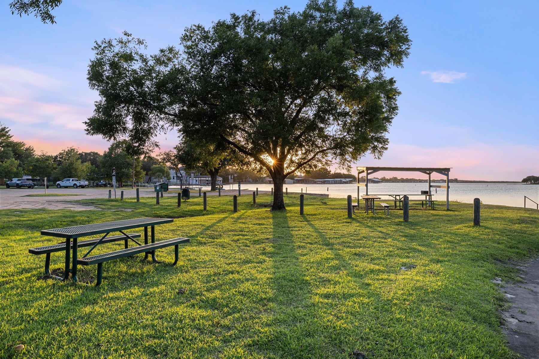 115 W Bluebriar Drive Marble Falls TX 78654
