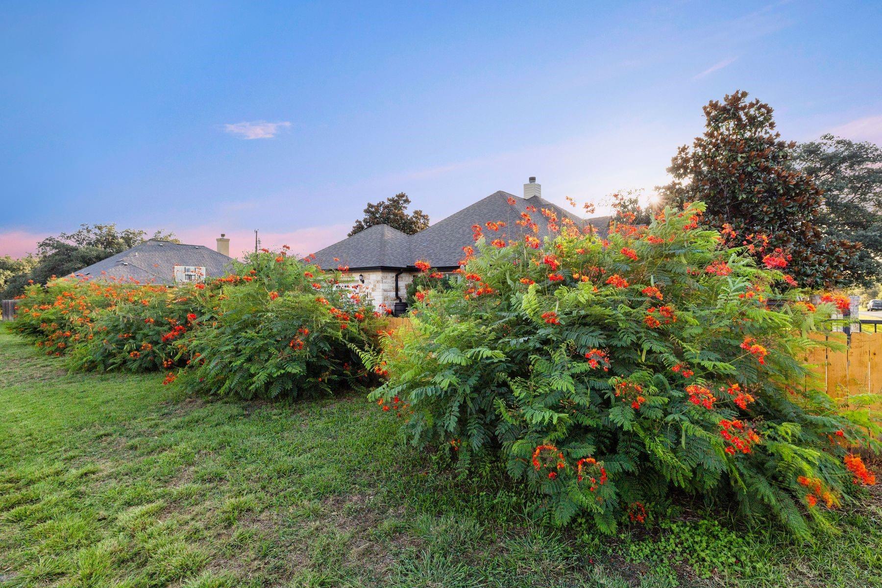 115 W Bluebriar Drive Marble Falls TX 78654