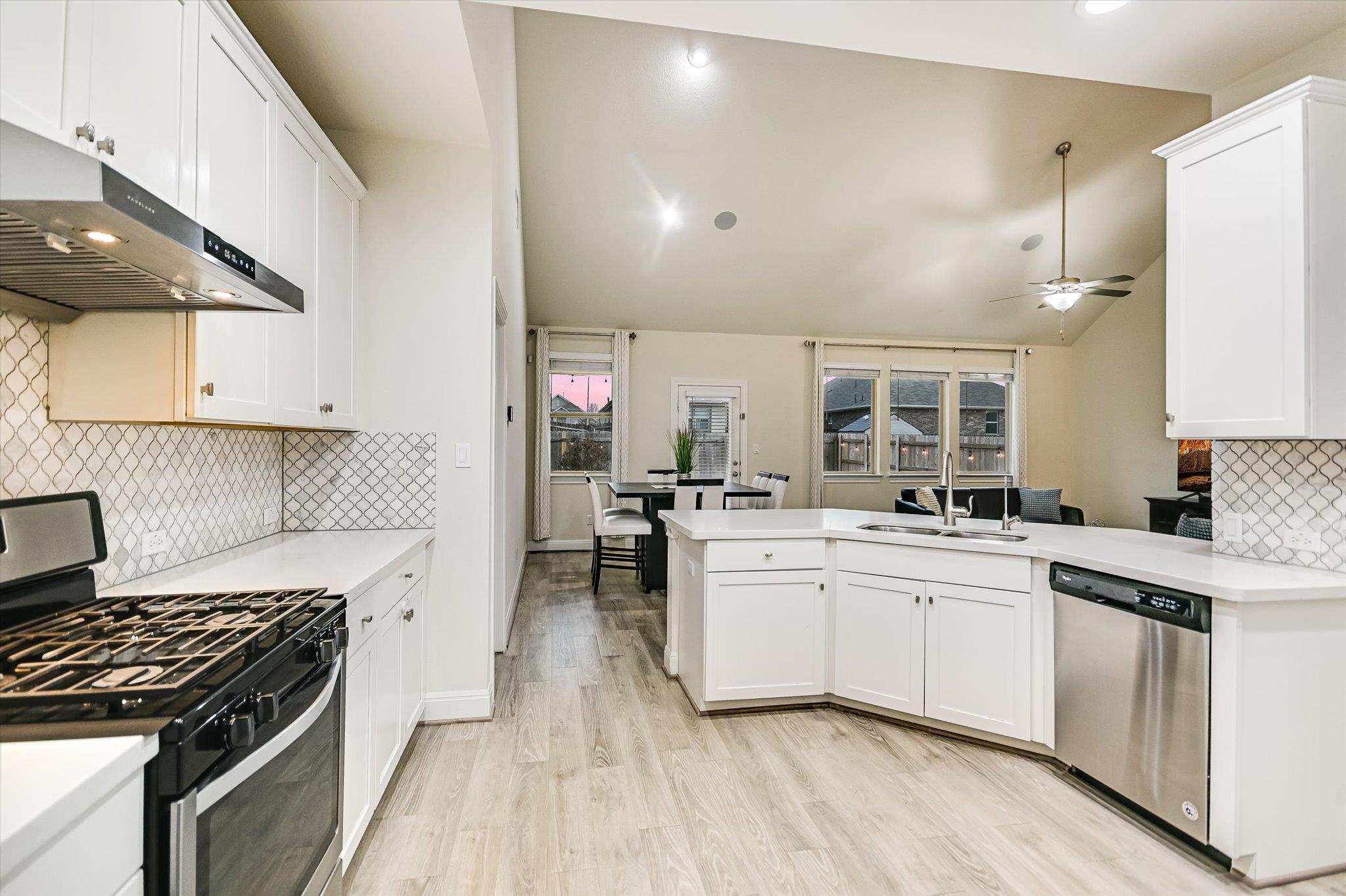 316 Middle Brook Drive Leander TX 78641