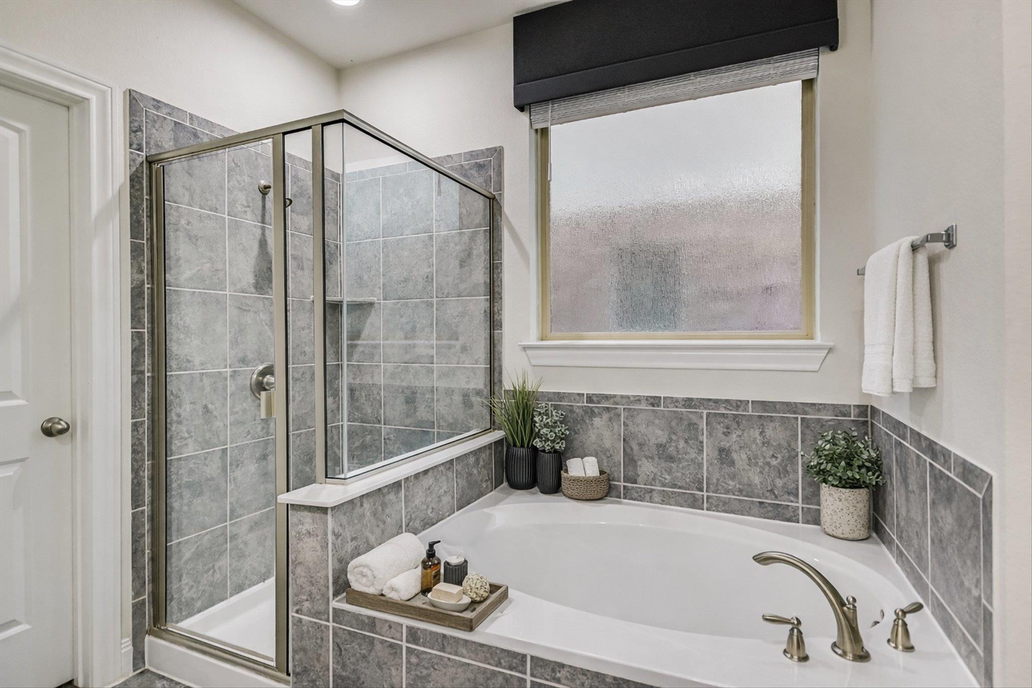316 Middle Brook Drive Leander TX 78641