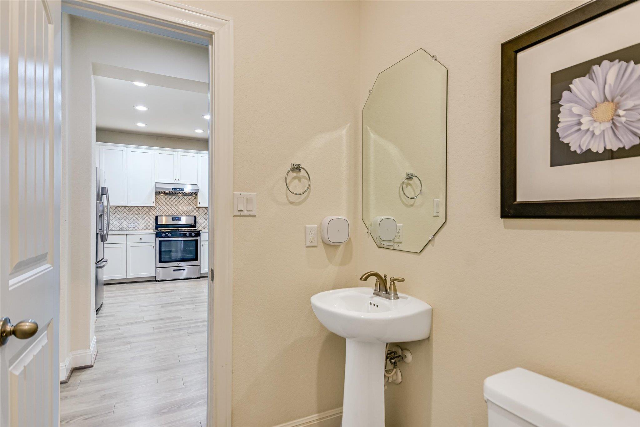 316 Middle Brook Drive Leander TX 78641