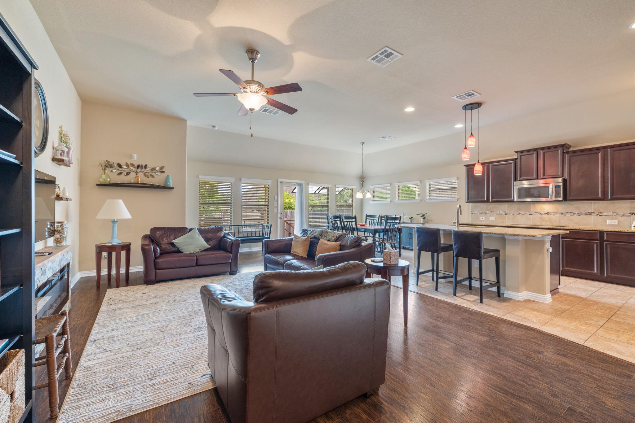 921 Tabernash Drive Leander TX 78641