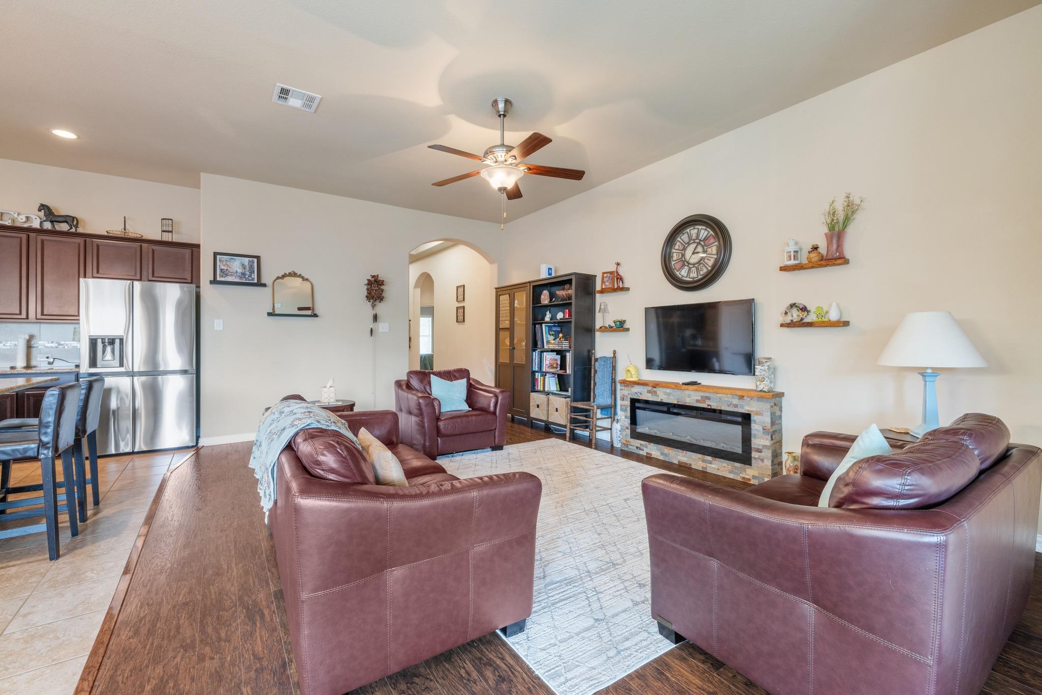 921 Tabernash Drive Leander TX 78641