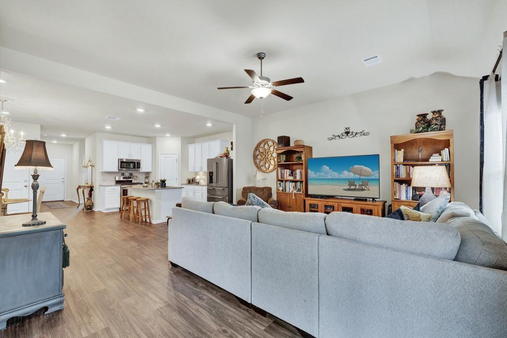 1444 Harwell Loop Kyle TX 78640