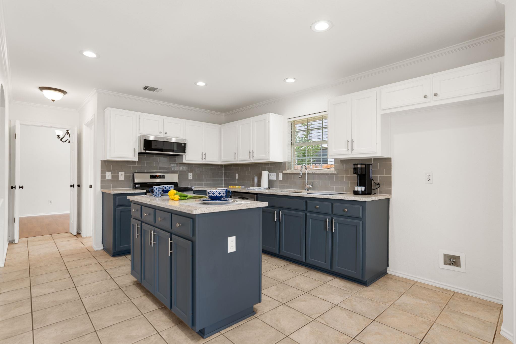 1106 Woodview Drive Leander TX 78641