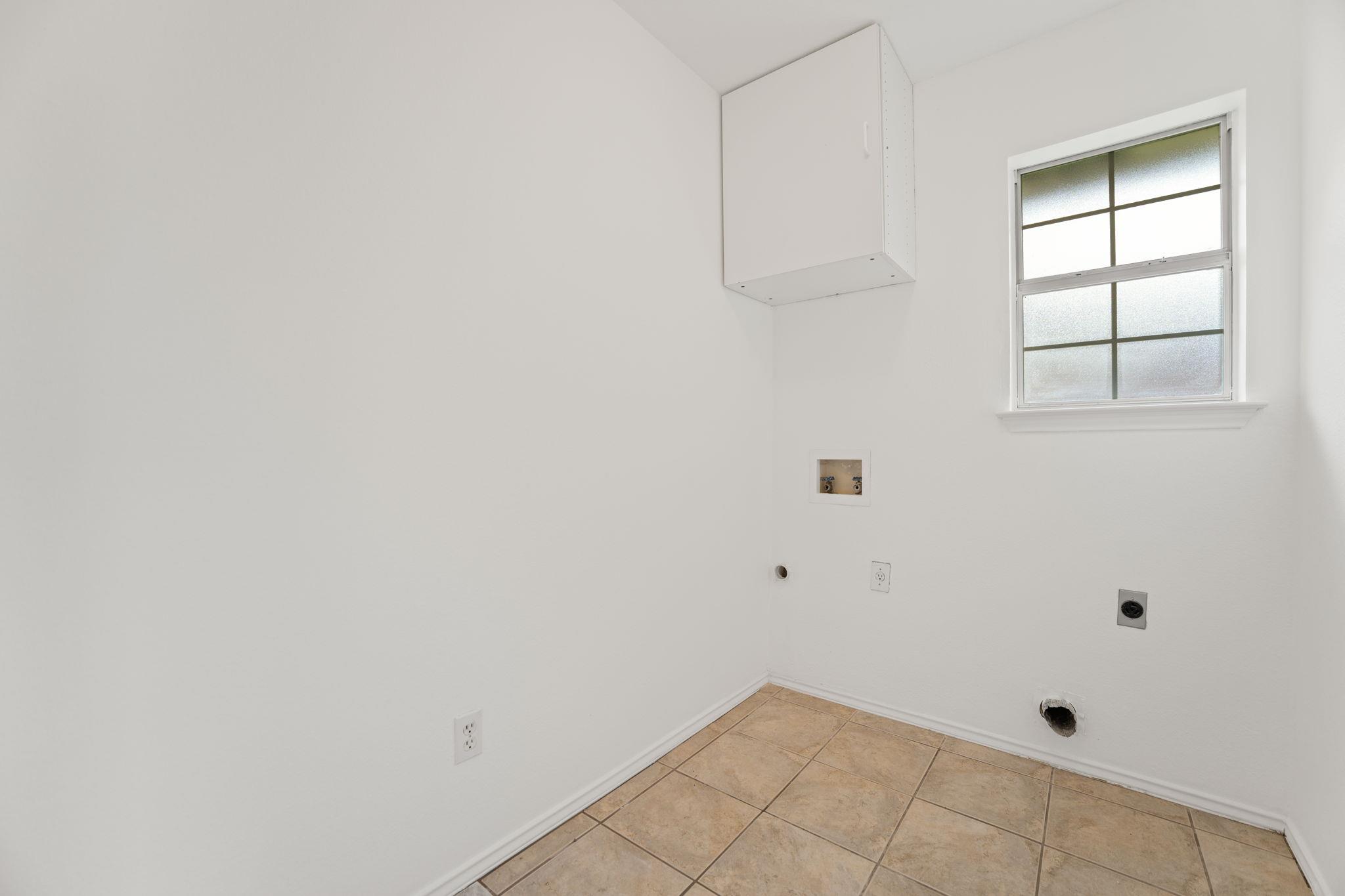 1106 Woodview Drive Leander TX 78641