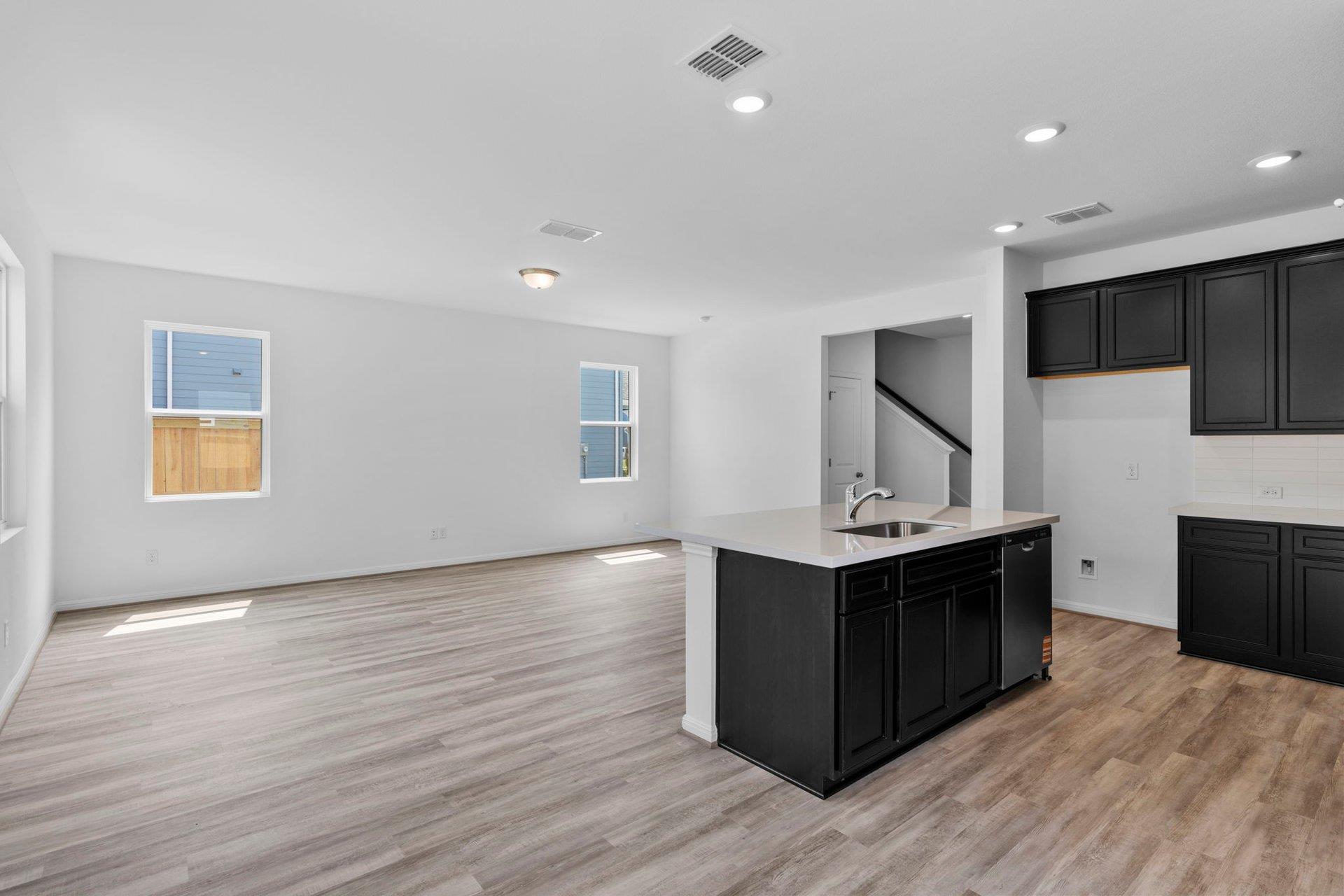 106 Pebblestream Pass Taylor TX 76574