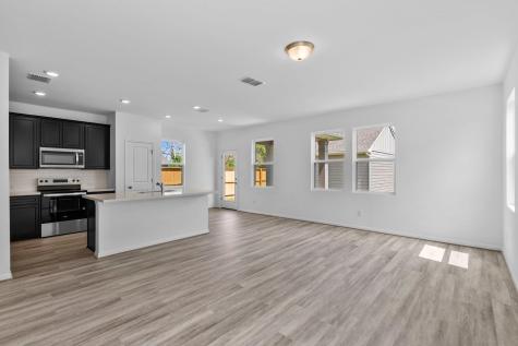 106 Pebblestream Pass Taylor TX 76574