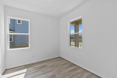 106 Pebblestream Pass Taylor TX 76574